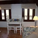 Boutique Dona Maria La Brava דירה פלאסנסיה