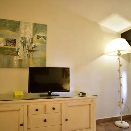 Apartamentos Boutique Dona Maria La Brava *